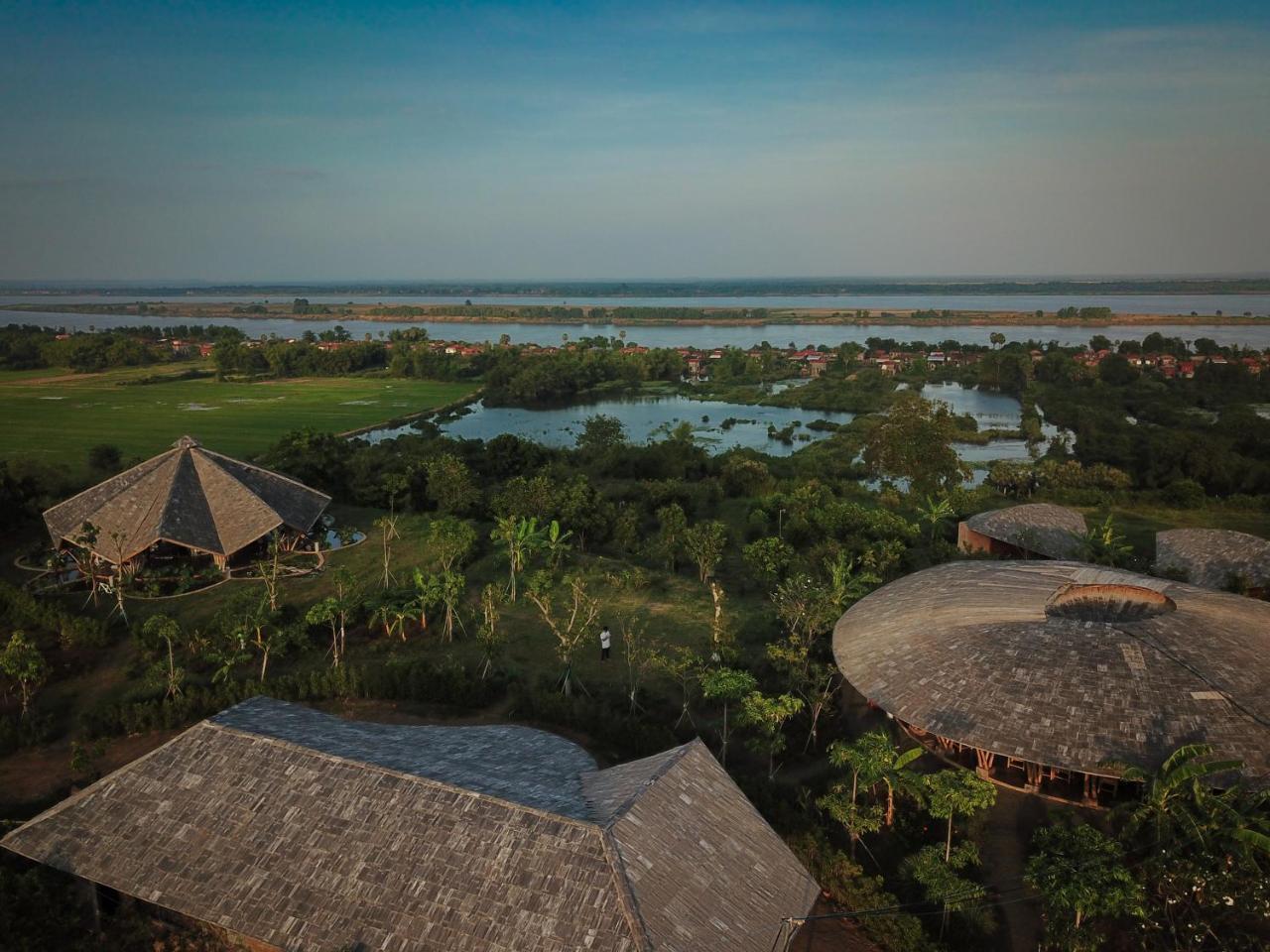 Hanchey Bamboo Resort Kampong Cham Exterior foto